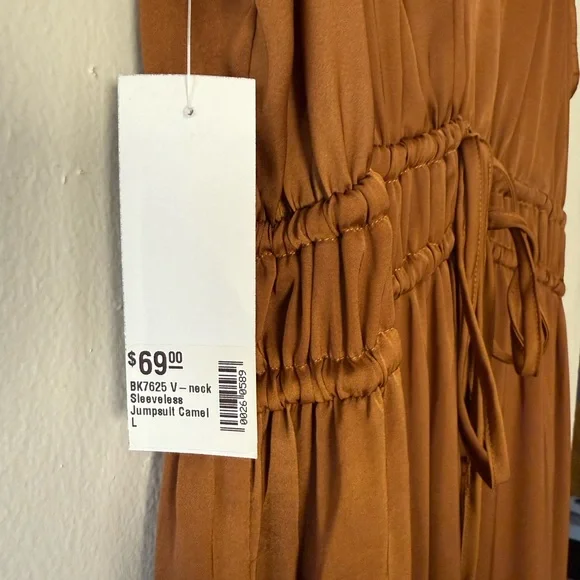 ee:some Camel V-Neck Jumpsuit - Picture 6 of 7